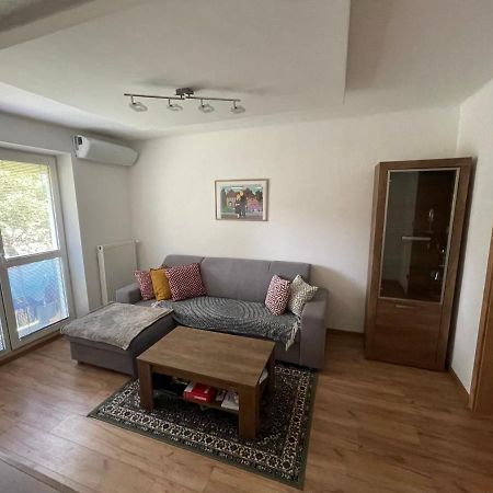 Apartman Daxnerko - Samostatny Dvojpokojovy Byt บราติสลาวา ภายนอก รูปภาพ