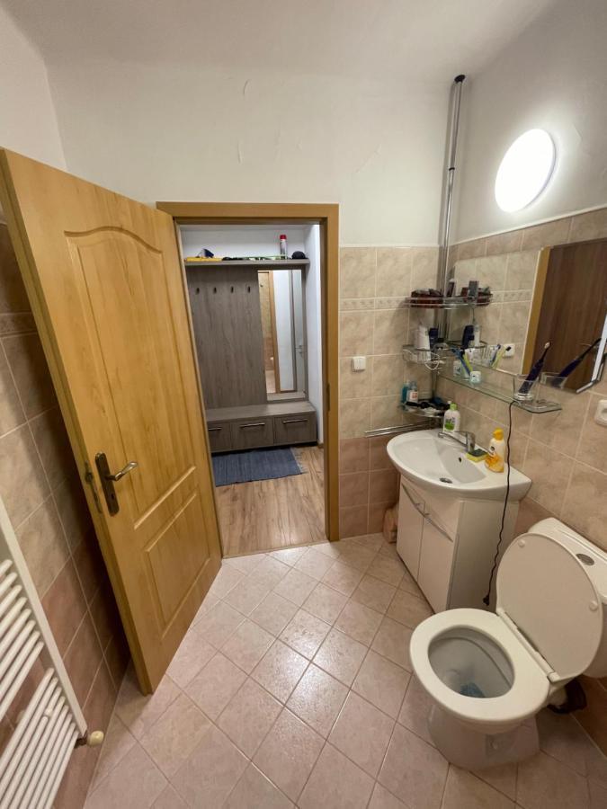 Apartman Daxnerko - Samostatny Dvojpokojovy Byt บราติสลาวา ภายนอก รูปภาพ